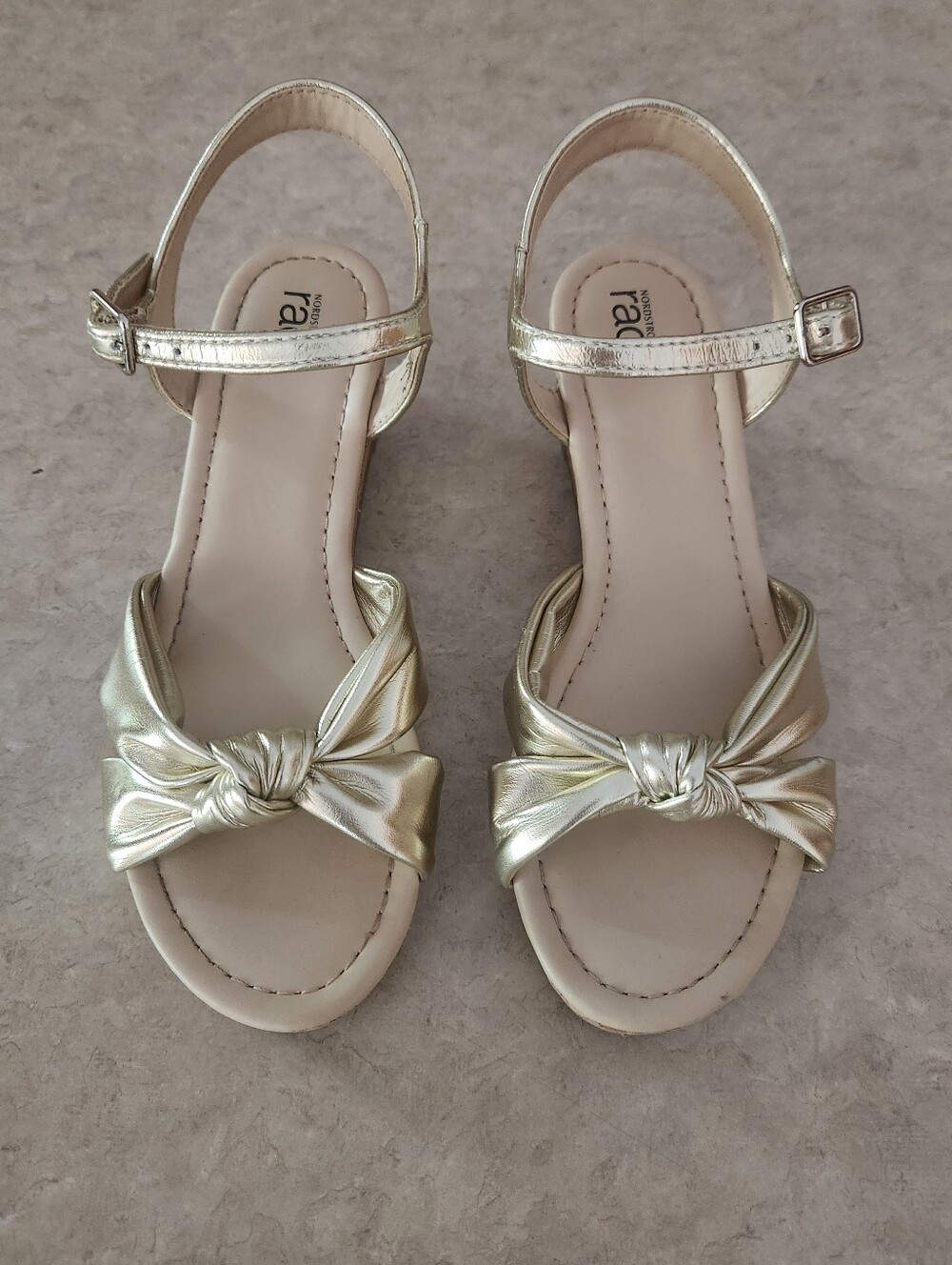 Nordstrom Rack Girls Gold Knot Sandals